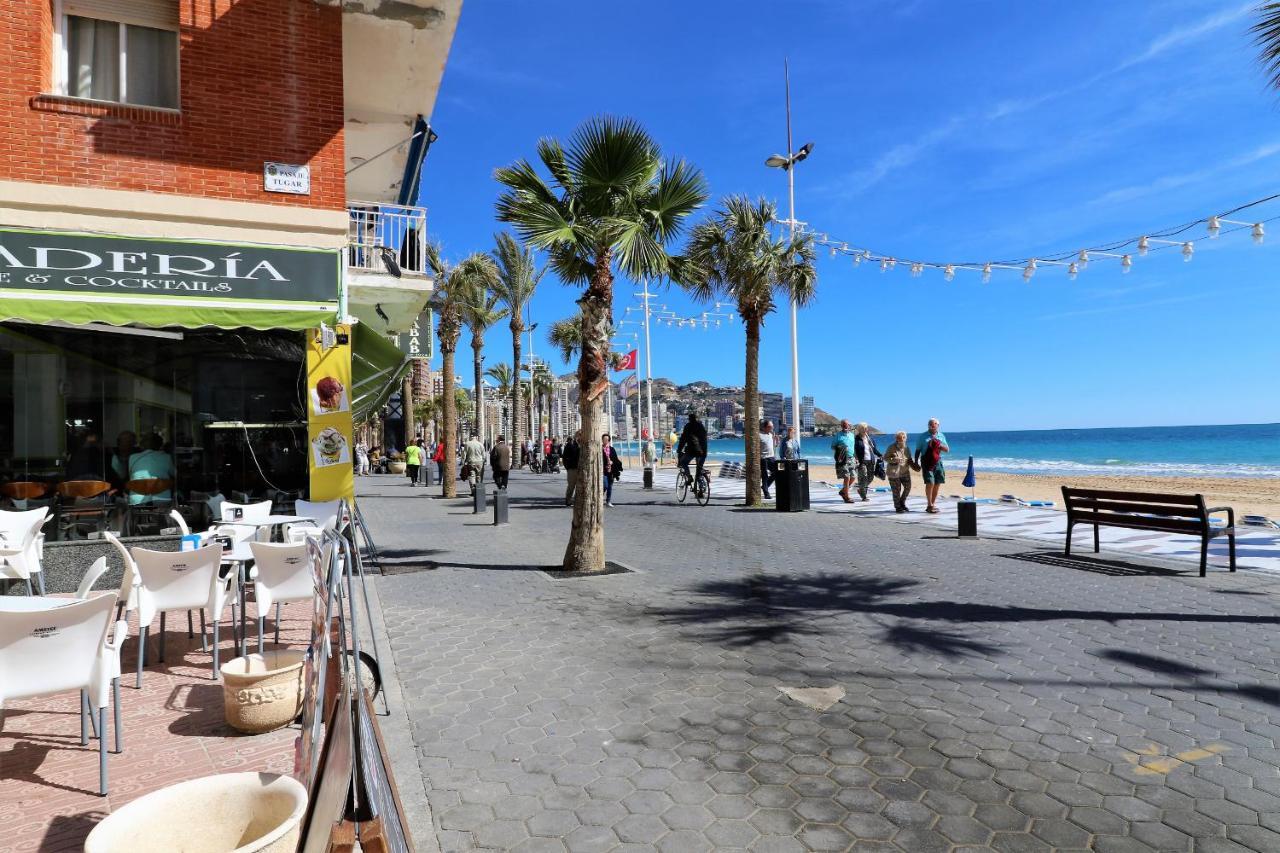 Levante Beach Apartments By Mara Boutique Бенідорм Екстер'єр фото