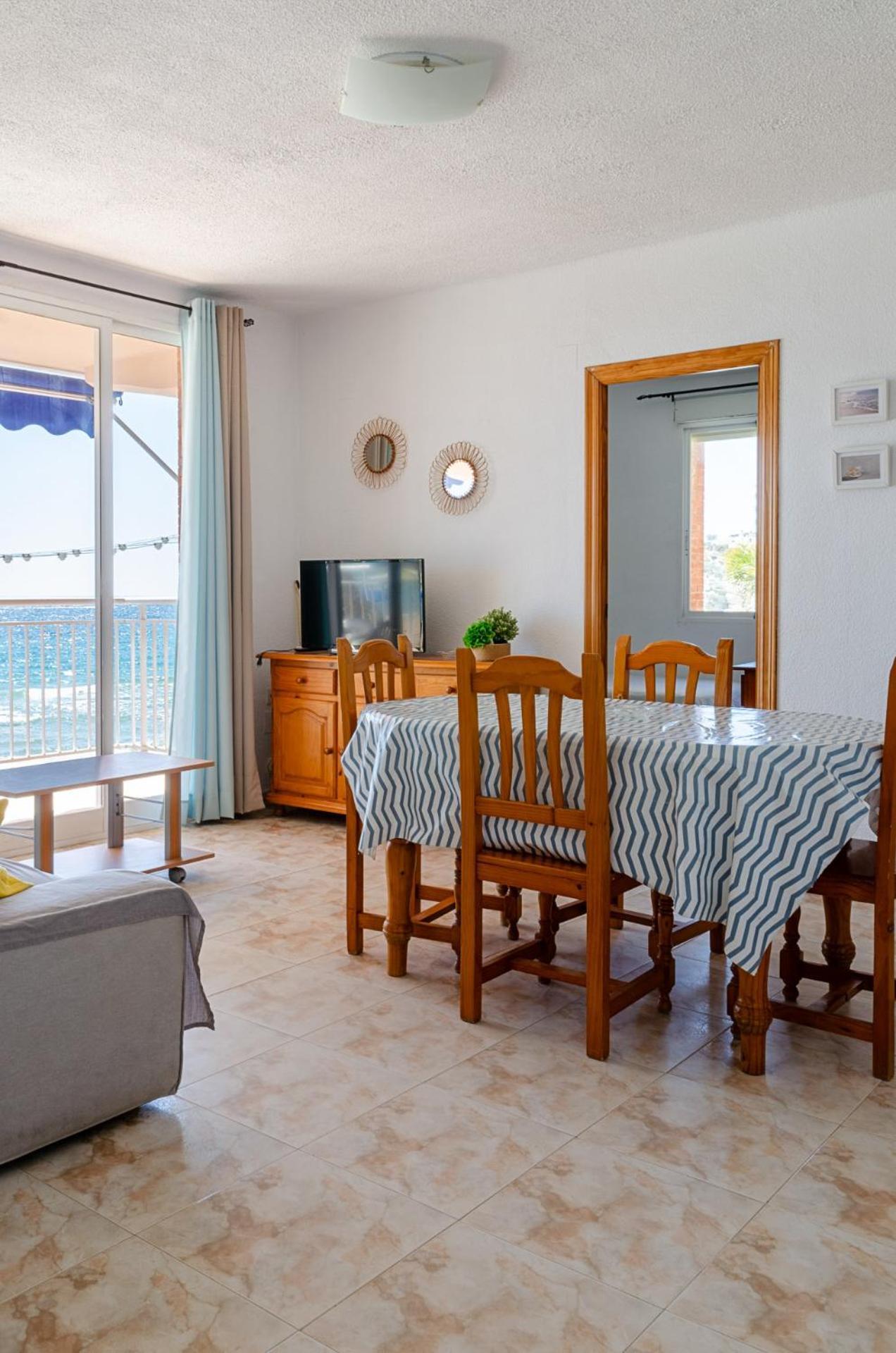 Levante Beach Apartments By Mara Boutique Бенідорм Екстер'єр фото