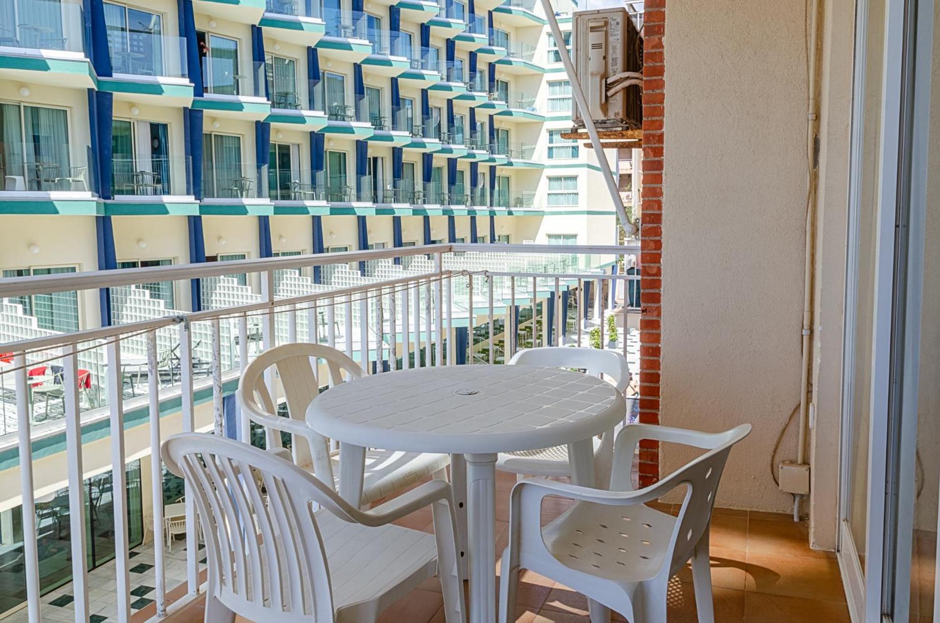 Levante Beach Apartments By Mara Boutique Бенідорм Екстер'єр фото